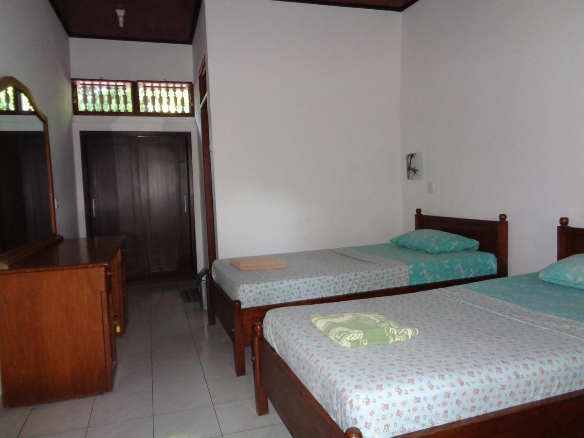 Yulia 1 Bed & Breakfast Sanur Eksteriør bilde