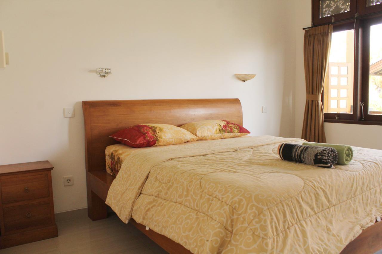 Yulia 1 Bed & Breakfast Sanur Eksteriør bilde