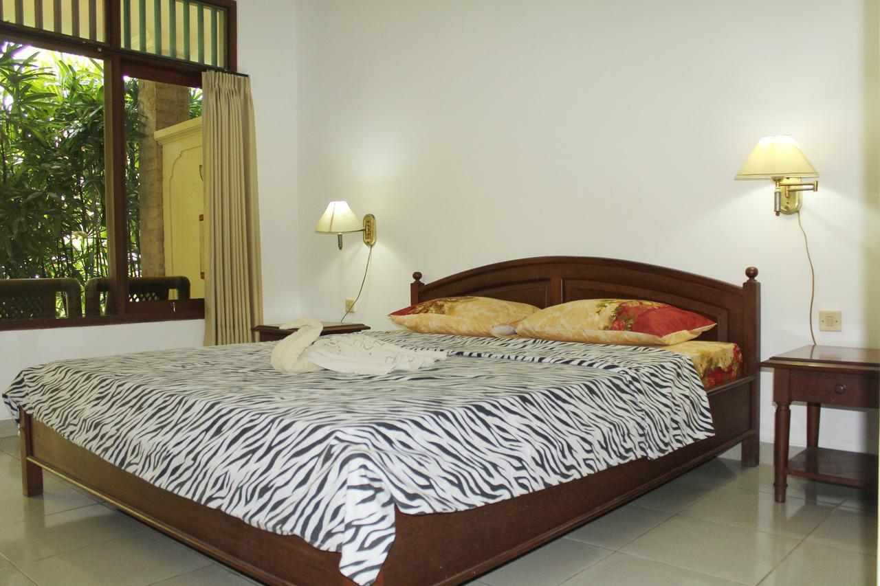 Yulia 1 Bed & Breakfast Sanur Eksteriør bilde