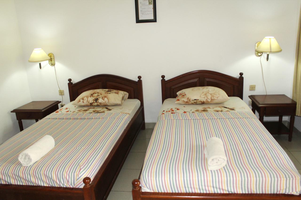 Yulia 1 Bed & Breakfast Sanur Eksteriør bilde
