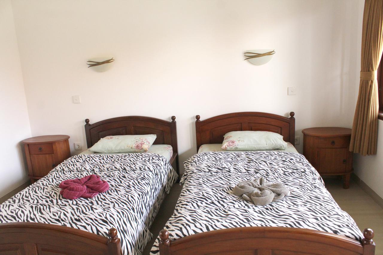 Yulia 1 Bed & Breakfast Sanur Eksteriør bilde