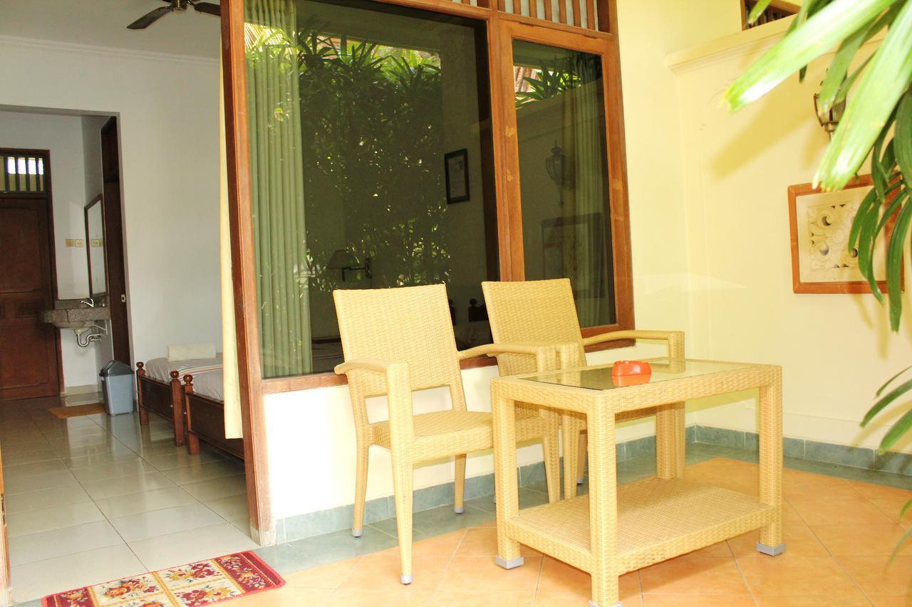 Yulia 1 Bed & Breakfast Sanur Eksteriør bilde