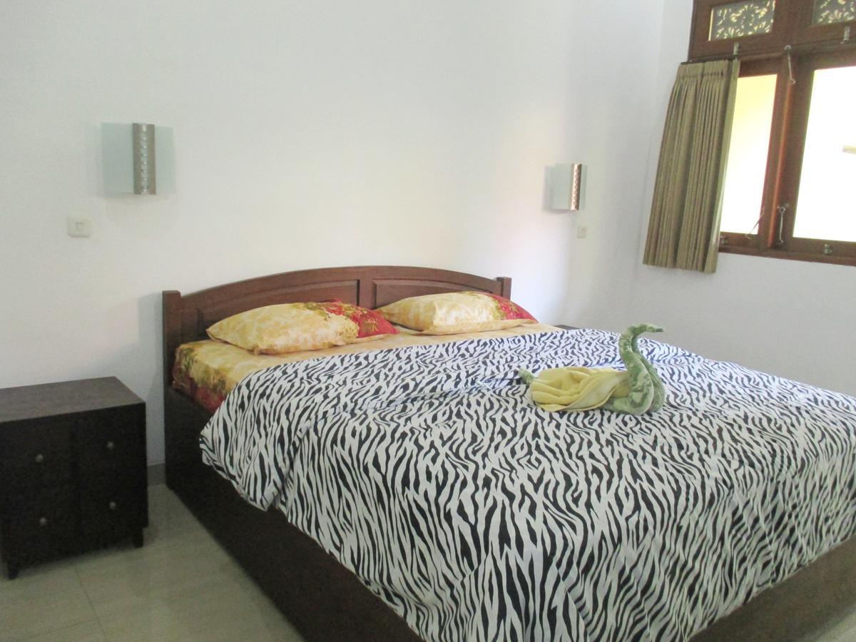 Yulia 1 Bed & Breakfast Sanur Eksteriør bilde
